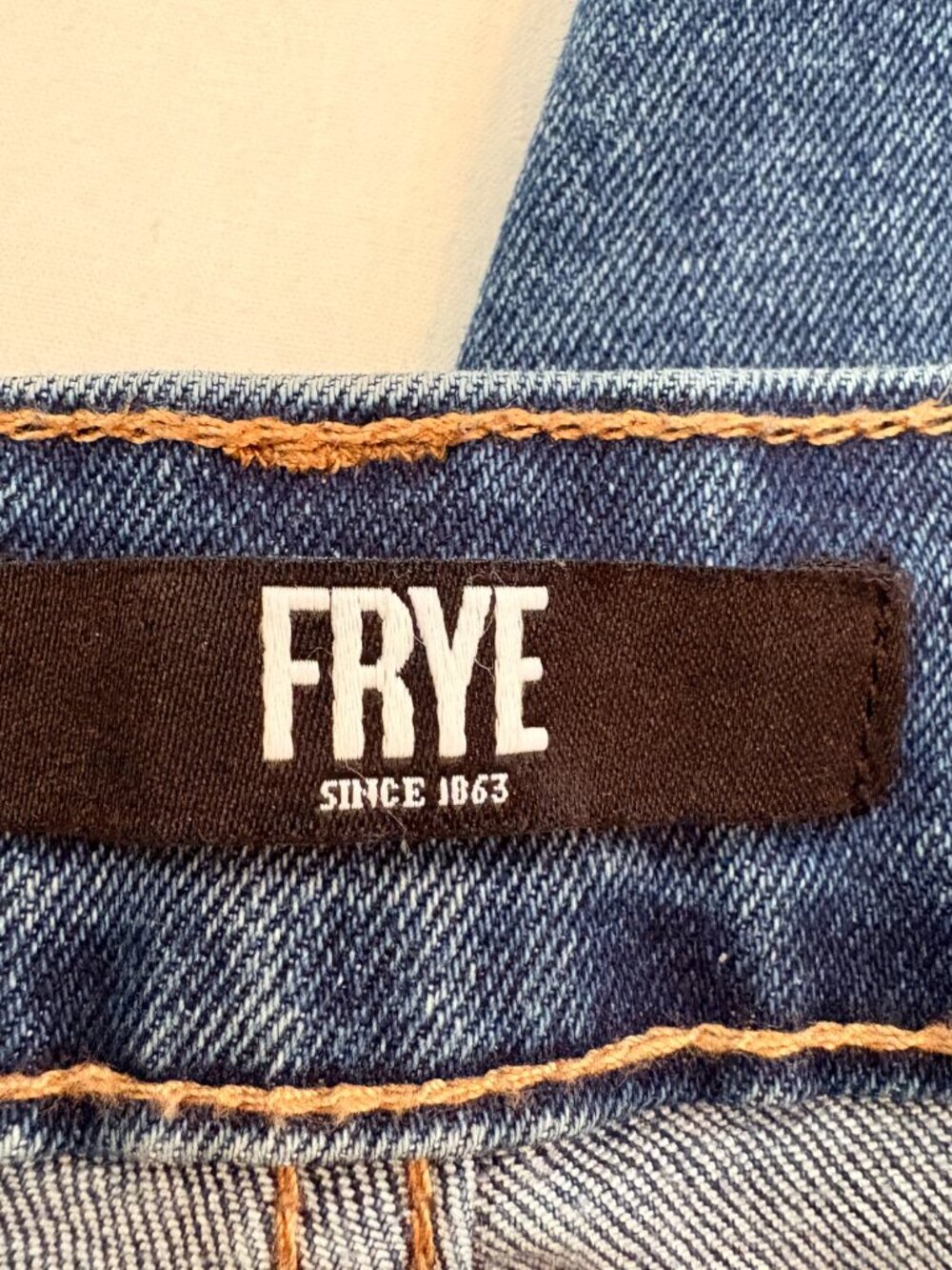 FRYE Straight Leg High Waist Jeans Medium Wash Denim Women's Size 6 / 28 - Picture 4 of 12